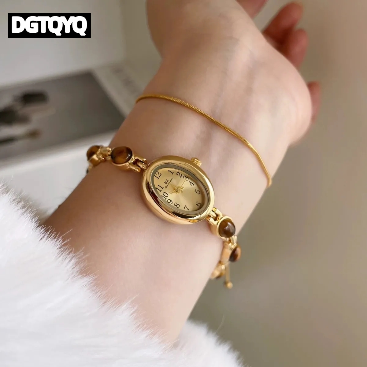 Luxury Vintage Quartz Women's  - Luxury Watch With Green Dial 评论和价格